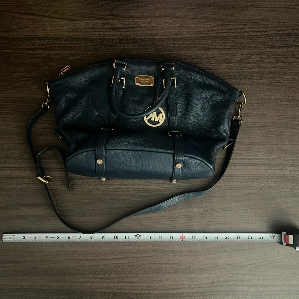 Michael Kors Bedford Belted DARK BLUE Pebbled Leather Satchel Shoulder Bag - Picture 10 of 13